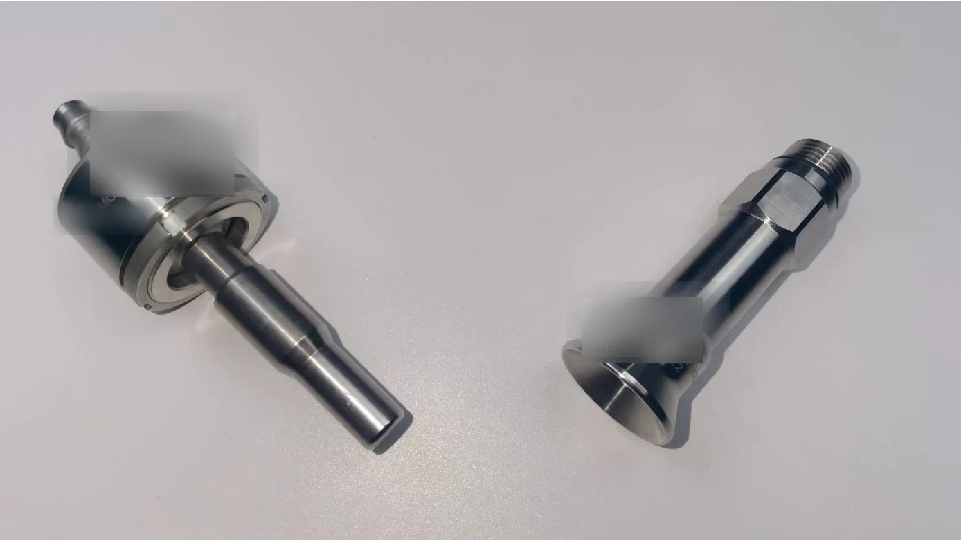 BFCGMP high-flow fill blind-mate coupling for CDU liquid cooling